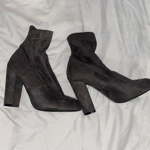 Gray Booties | MAKE ME OFFERS
